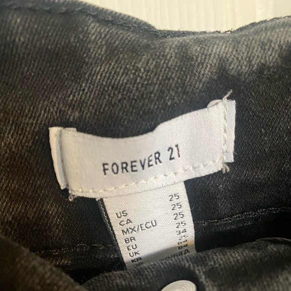 Forever 21 Black High Waisted Denim Jean Shorts Size 25 - Picture 2 of 3